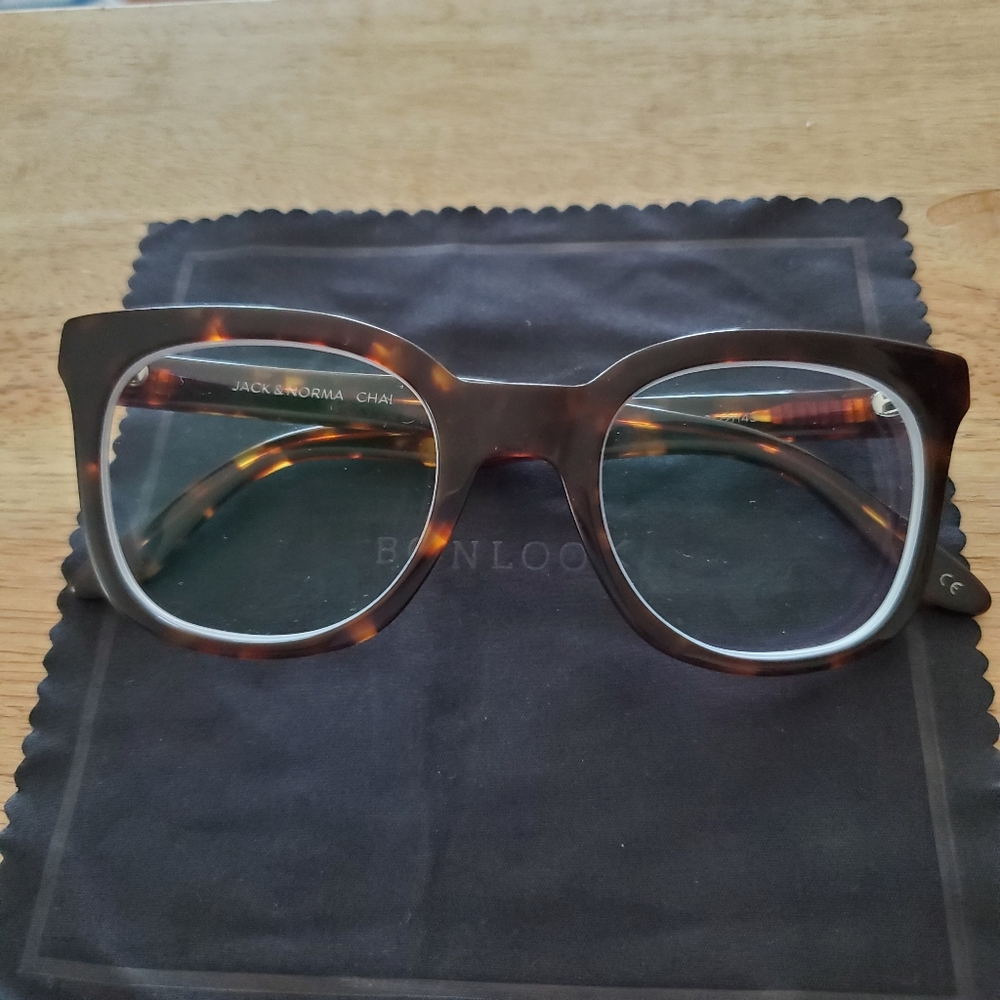 Bonlook Glasses in Tortoise